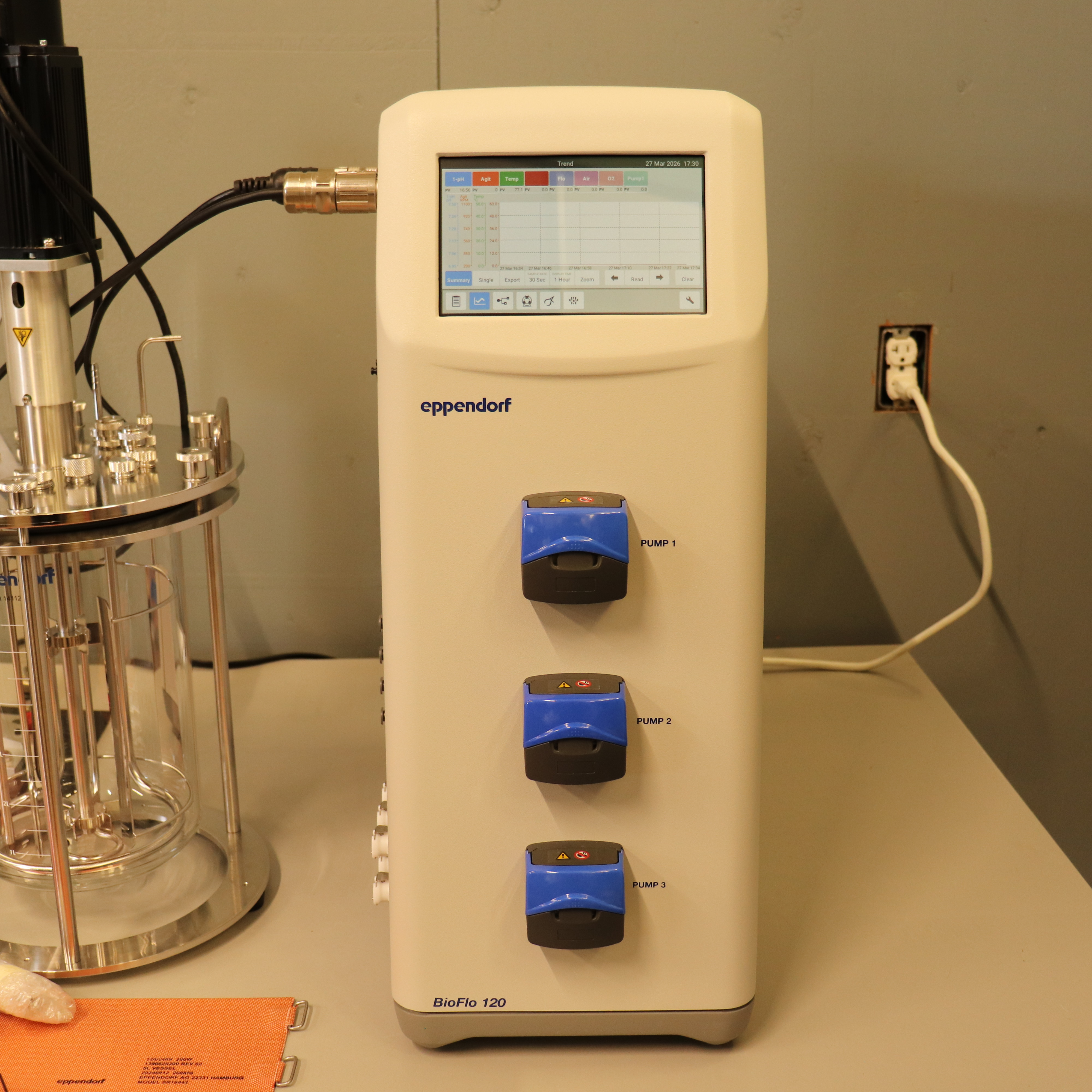 Bioflo Ii Eppendorf BioFlo 120 Advanced Bioreactor Fermenter System w/ 5L Vessel ...