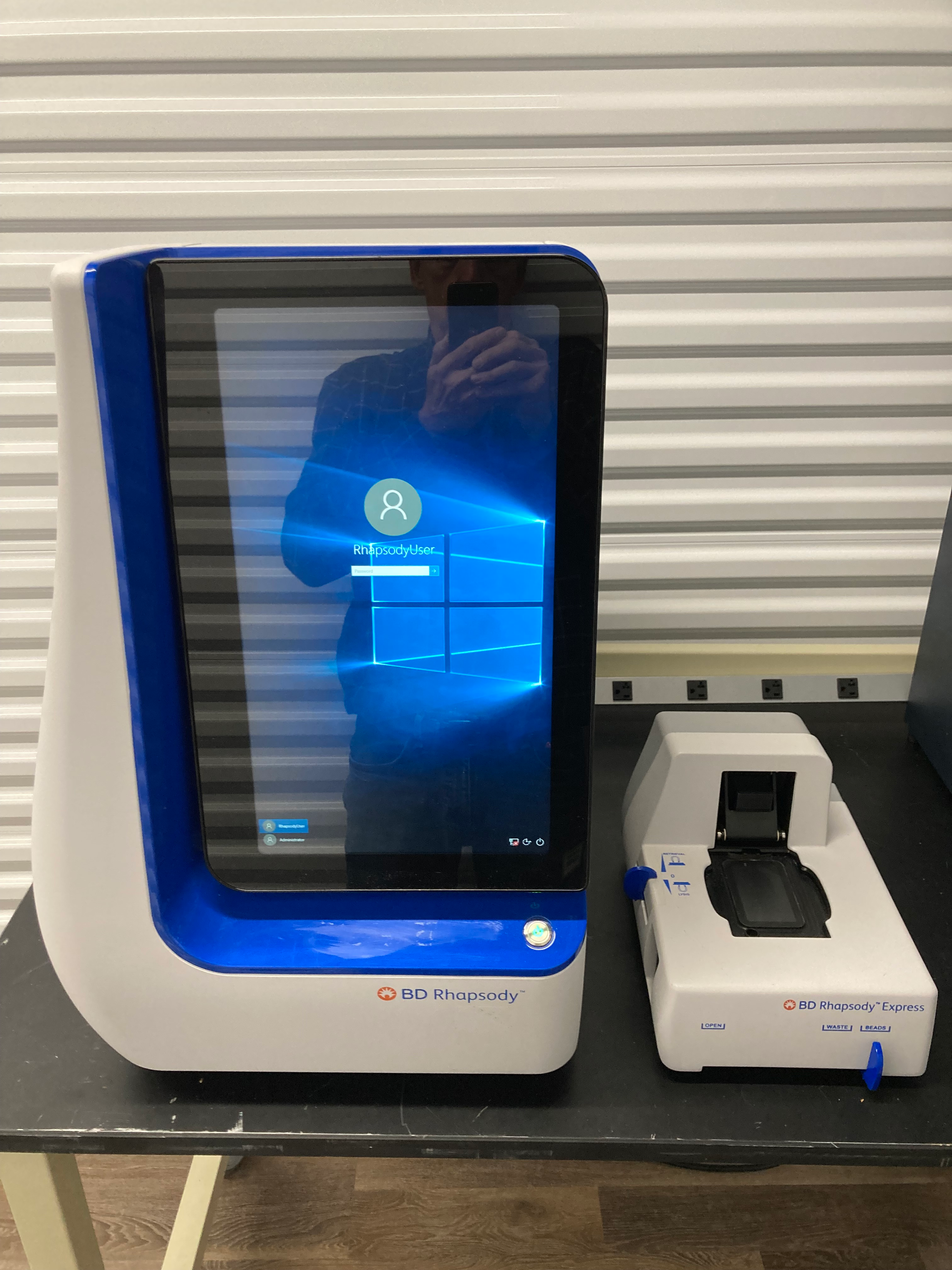 BD Rhapsody Single-Cell Analysis System (Scanner & Express) | LabX.com