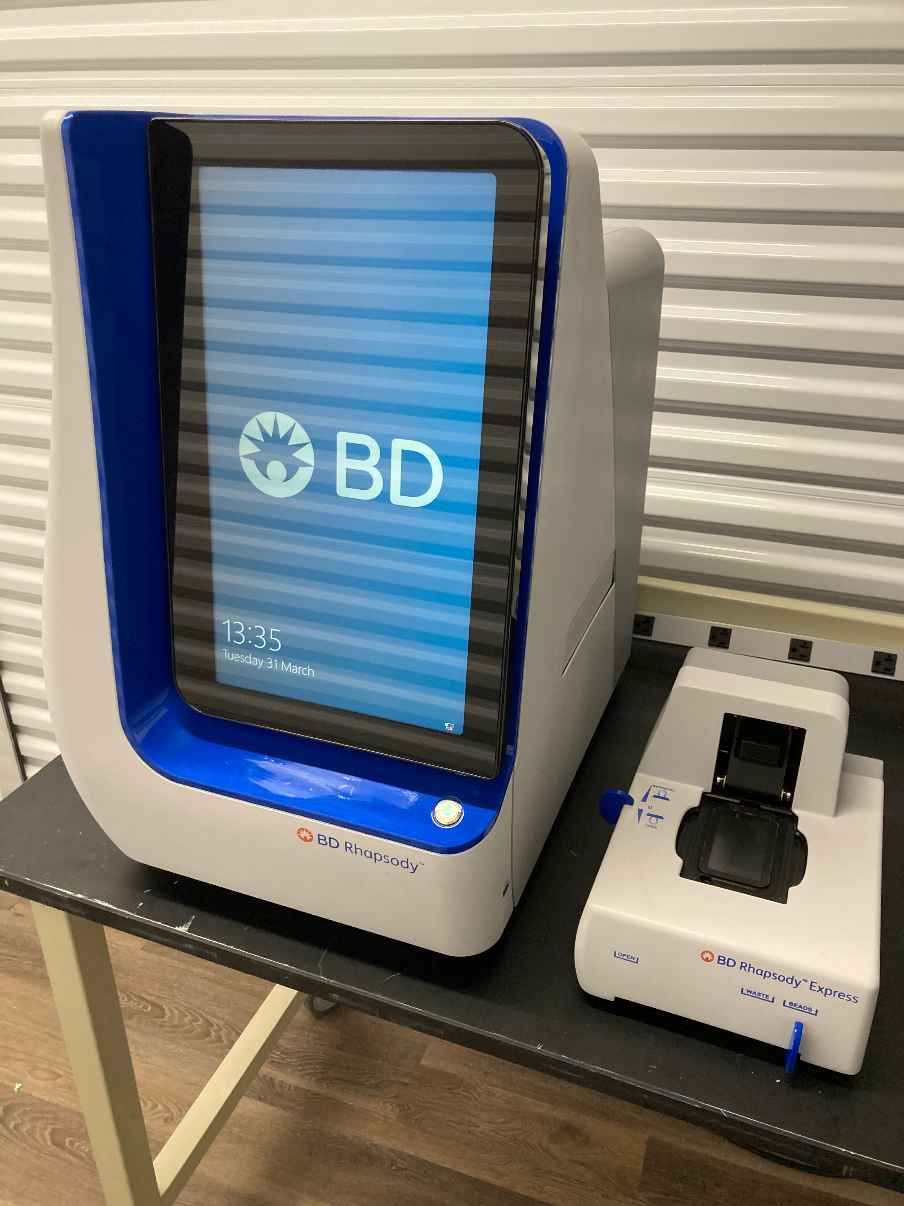 BD Rhapsody Single-Cell Analysis System (Scanner & Express) | LabX.com