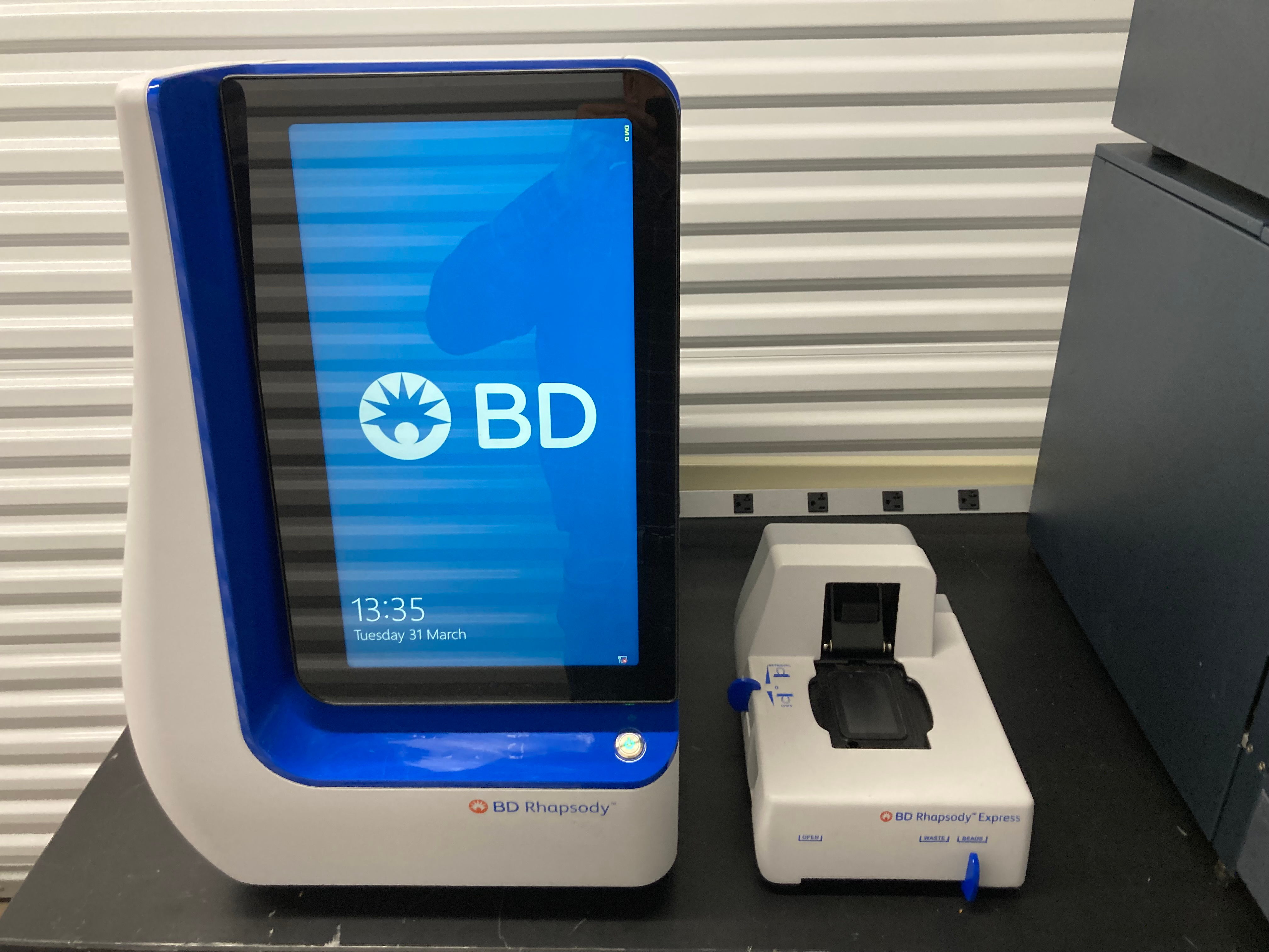 BD Rhapsody Single-Cell Analysis System (Scanner & Express) | LabX.com