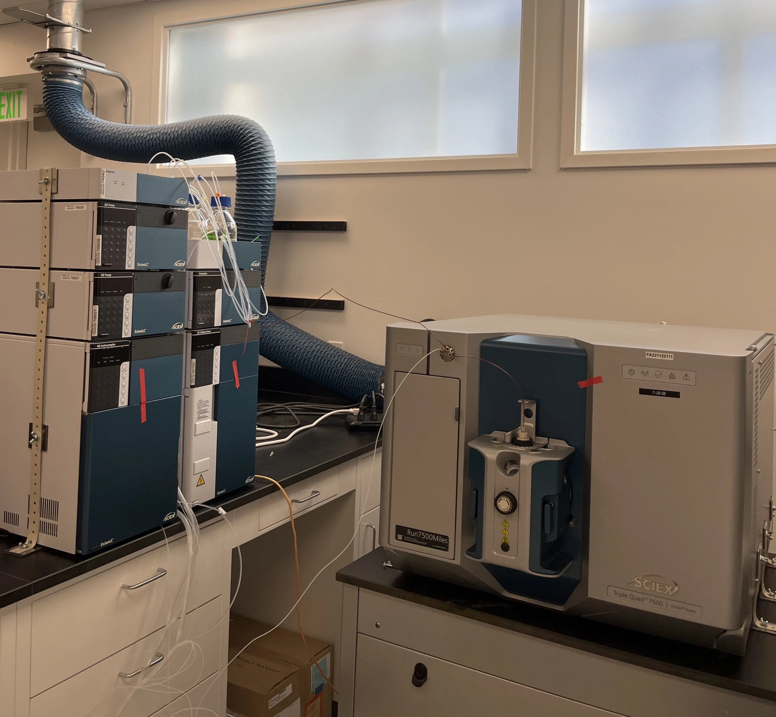 AB Sciex 7500 Triple Quad LC/MS System | LabX.com