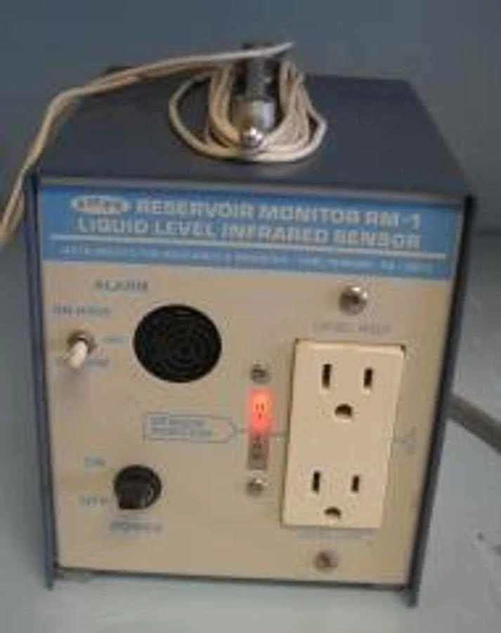QTY. 1. RESERVOIR MONITOR RM LIQUID LEVEL INFRARED SENSOR. | LabX.com
