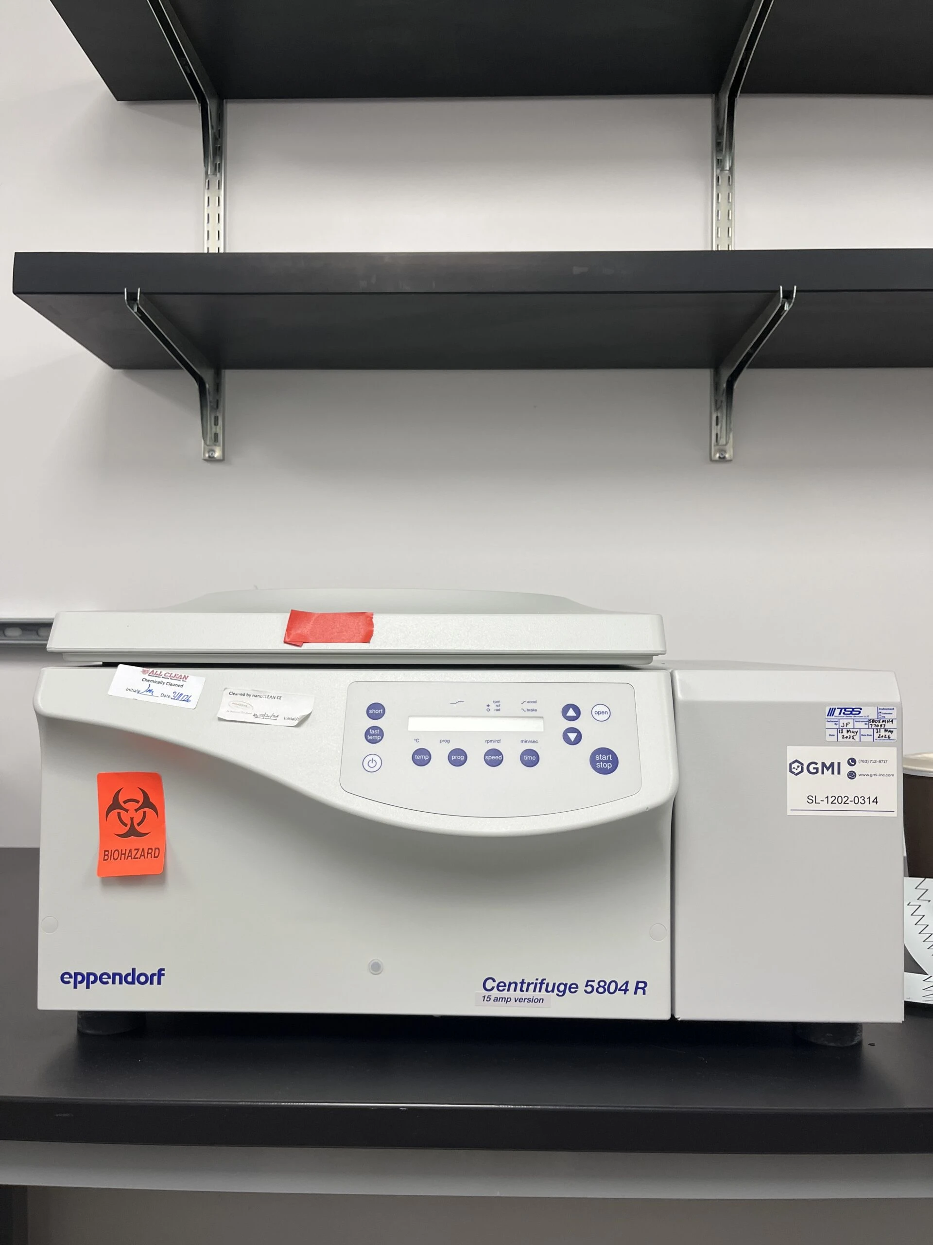 5804 Eppendorf 5804R Centrifuge | LabX.com