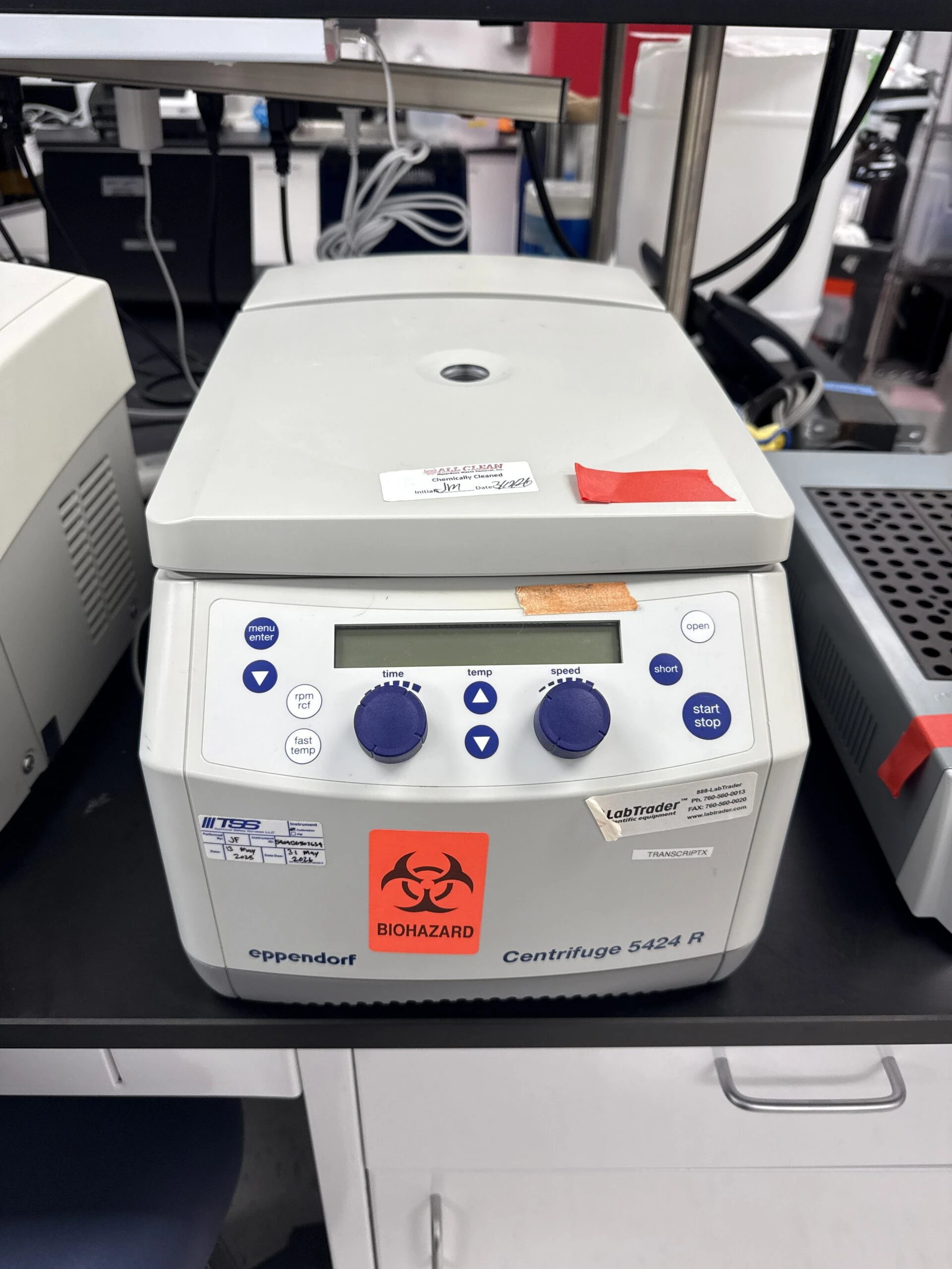 Eppendorf Centrifuge 5424R Centrifuge | LabX.com