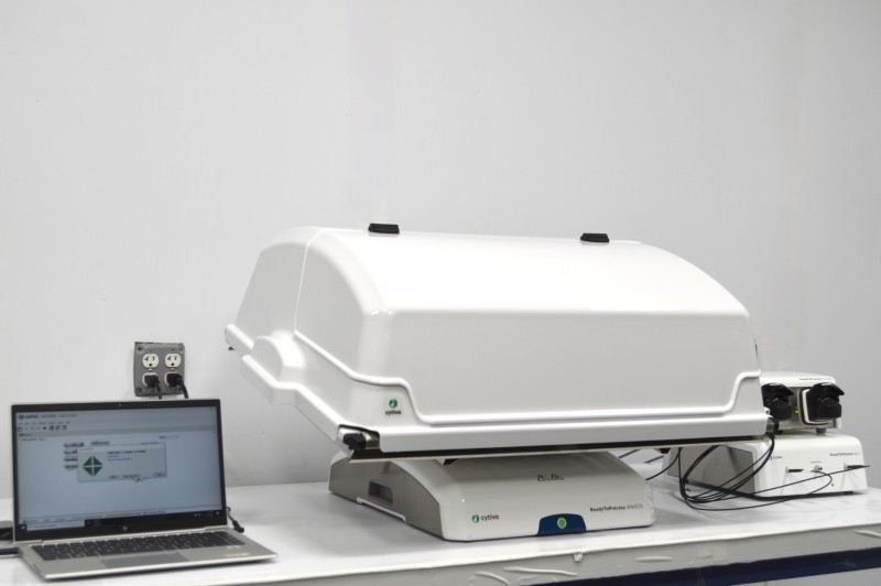 Large Rocking Motion Bioreactor Cytiva GE ReadyToProcess Wave 25 Rocking Bioreactor System w/ Tray 50 ...
