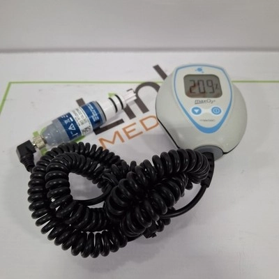 Maxtec, Inc. MaxO2+ Oxygen Monitor | LabX.com