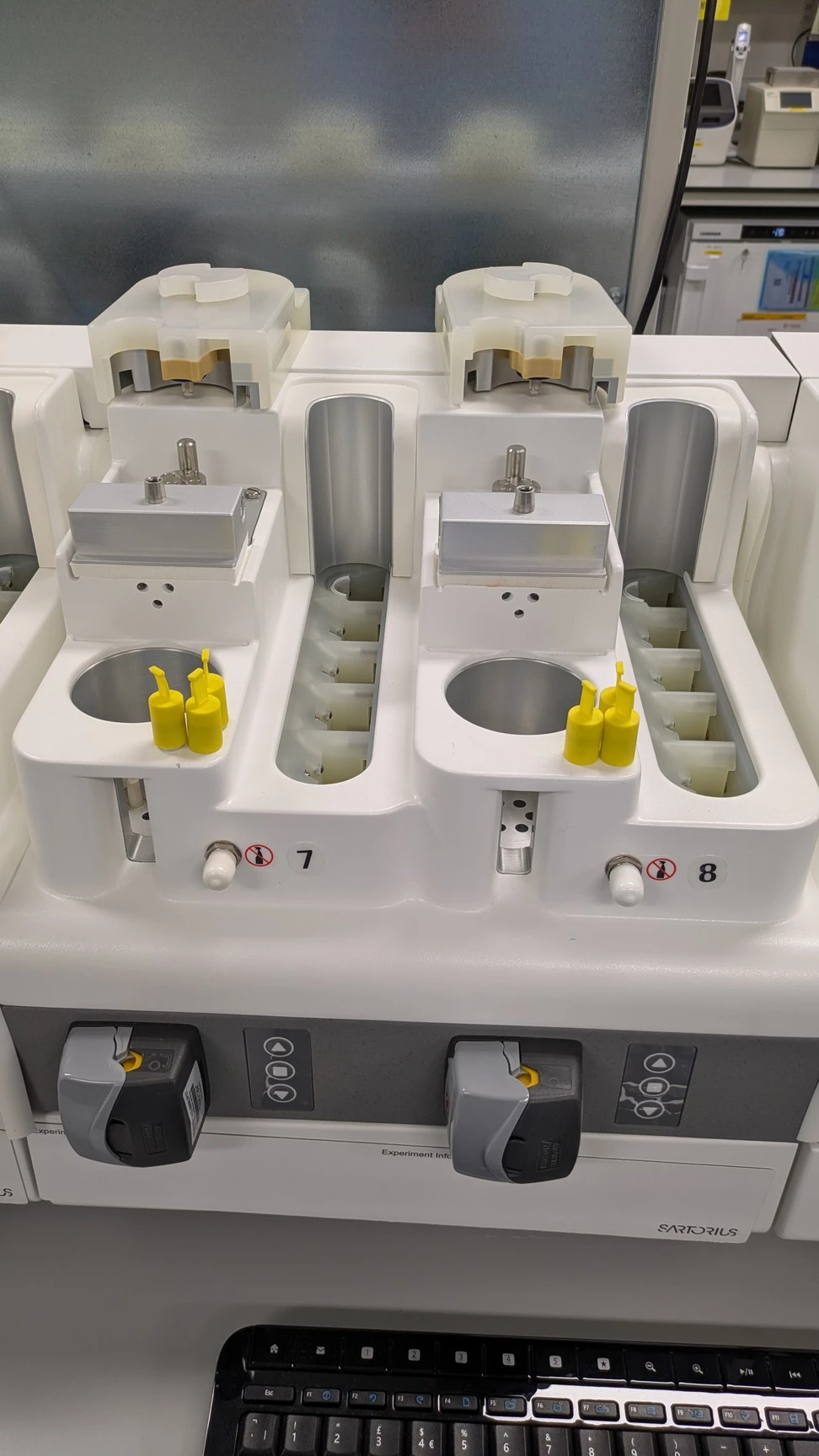 Sartorius ambr® 250 Modular 8-Reactor Automated Bioreactor System Lab ...