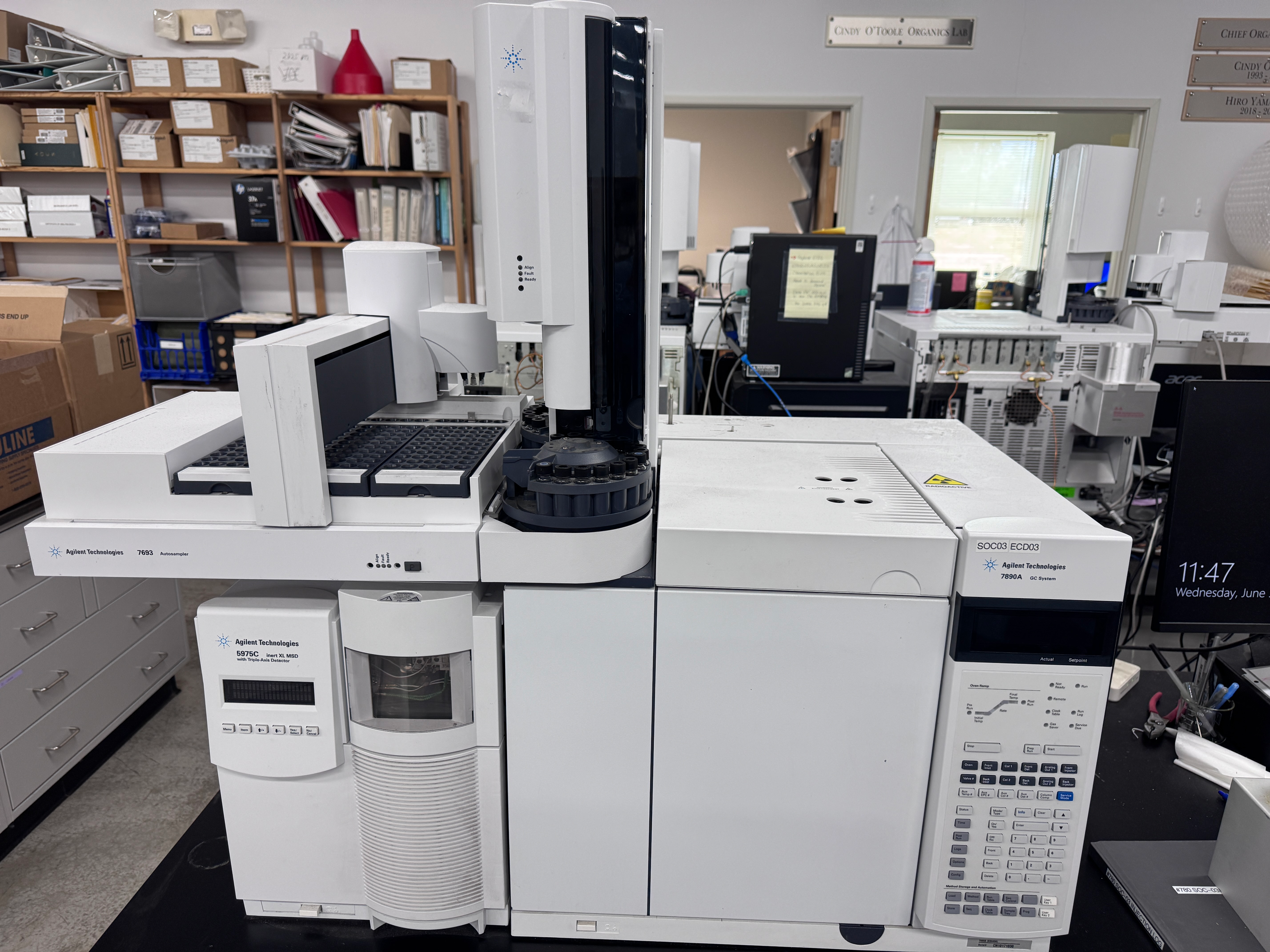 Agilent 7890a 5975C Inert XL GCMS with ECD, Dual 7693 Tower and