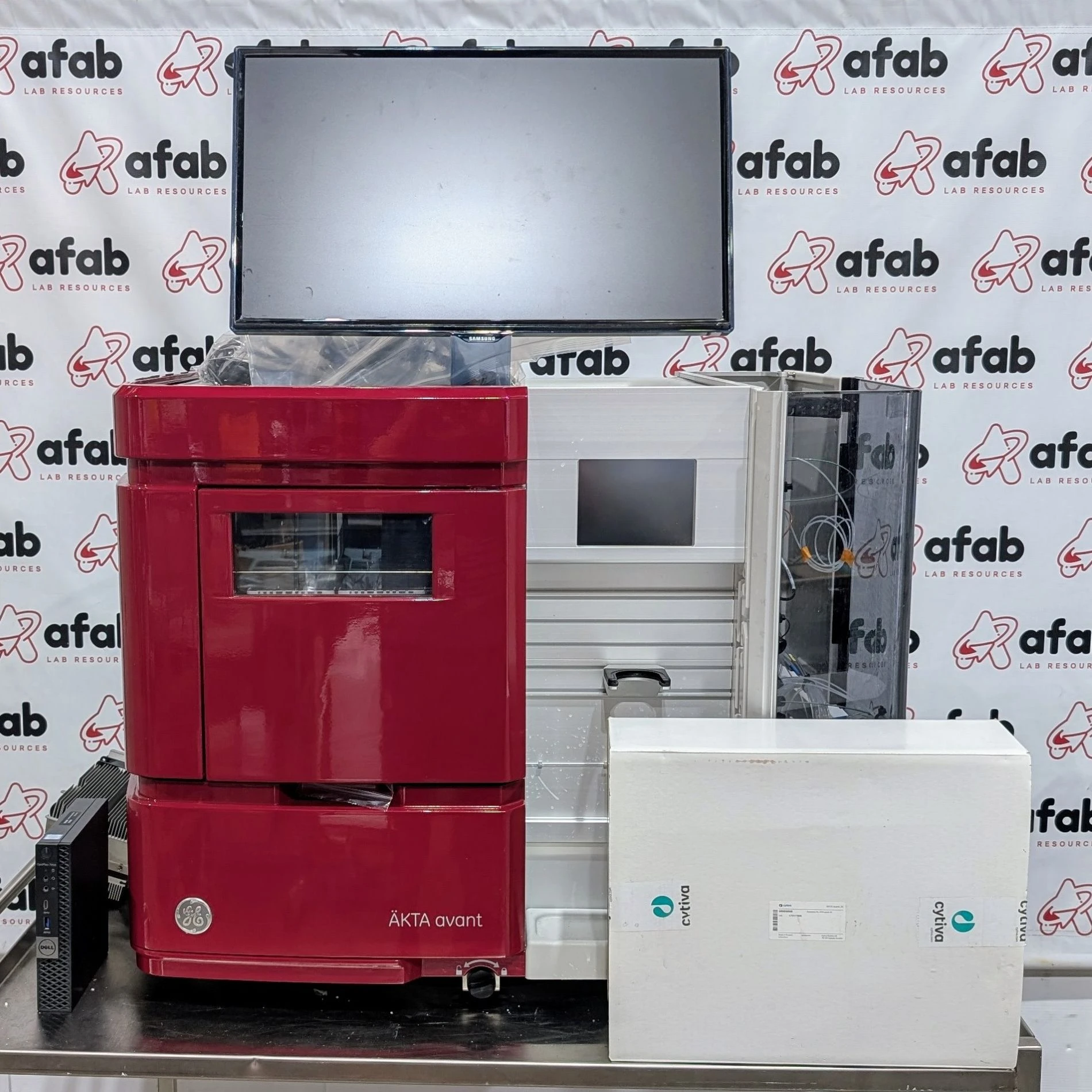 MVE Mini Moover Cryogenic Storage/Transport Tank | LabX.com