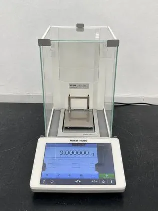 Mettler Toledo XPR226DR DeltaRange Analytical Semi-Micro Balance