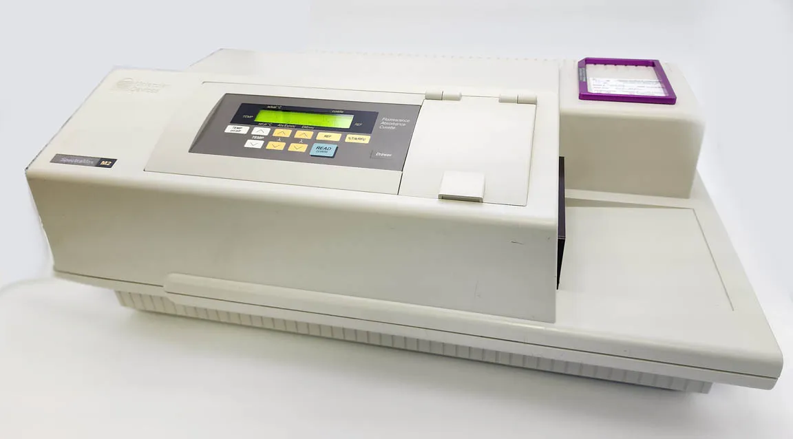Microplate reader with laptop | Molecular Devices SpectraMax M2 Multi-mode  (Pre-owned)