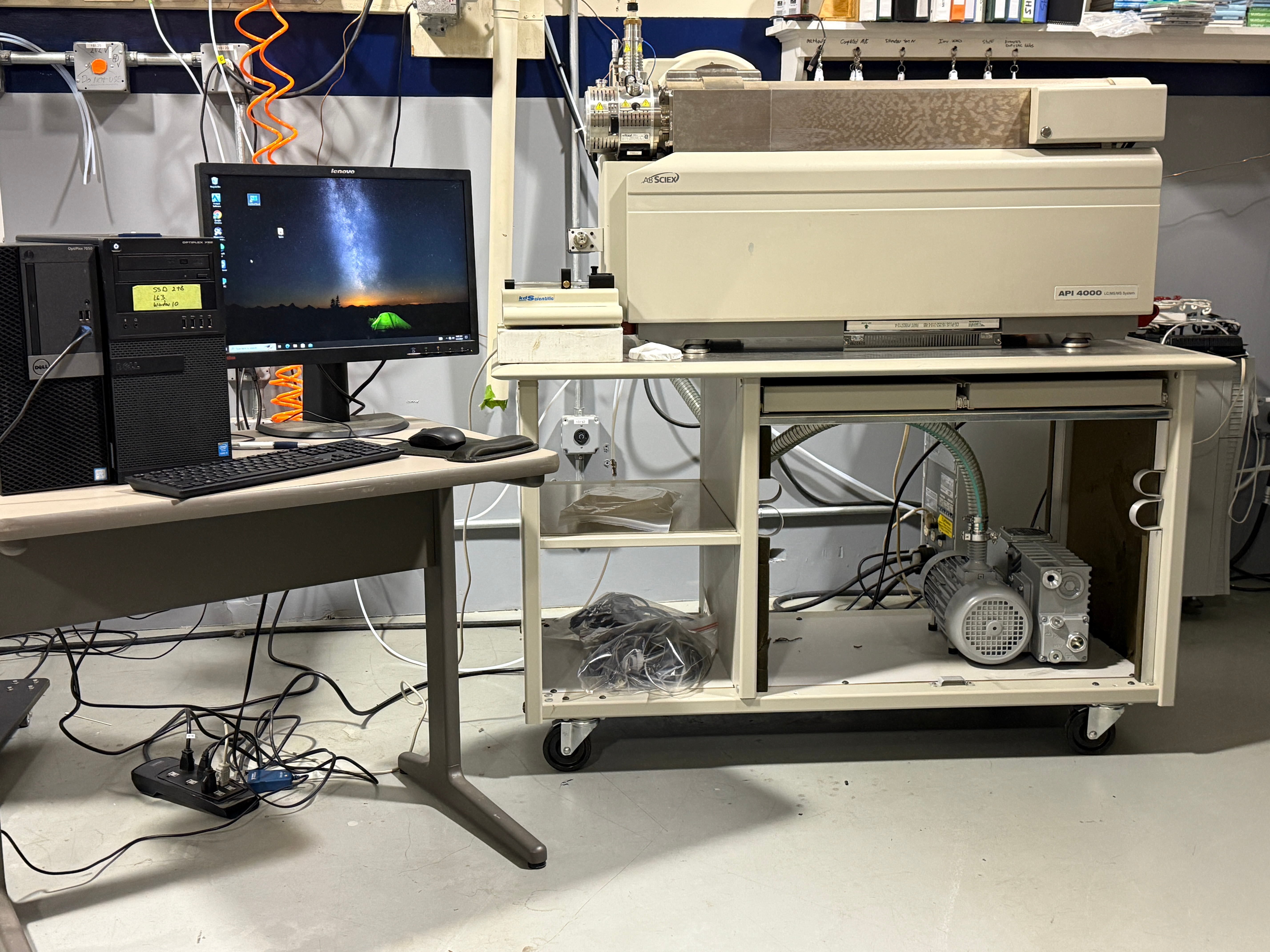 AB SCIEX API 4000 refurbished with refurbished Shimadzu Prominence LC