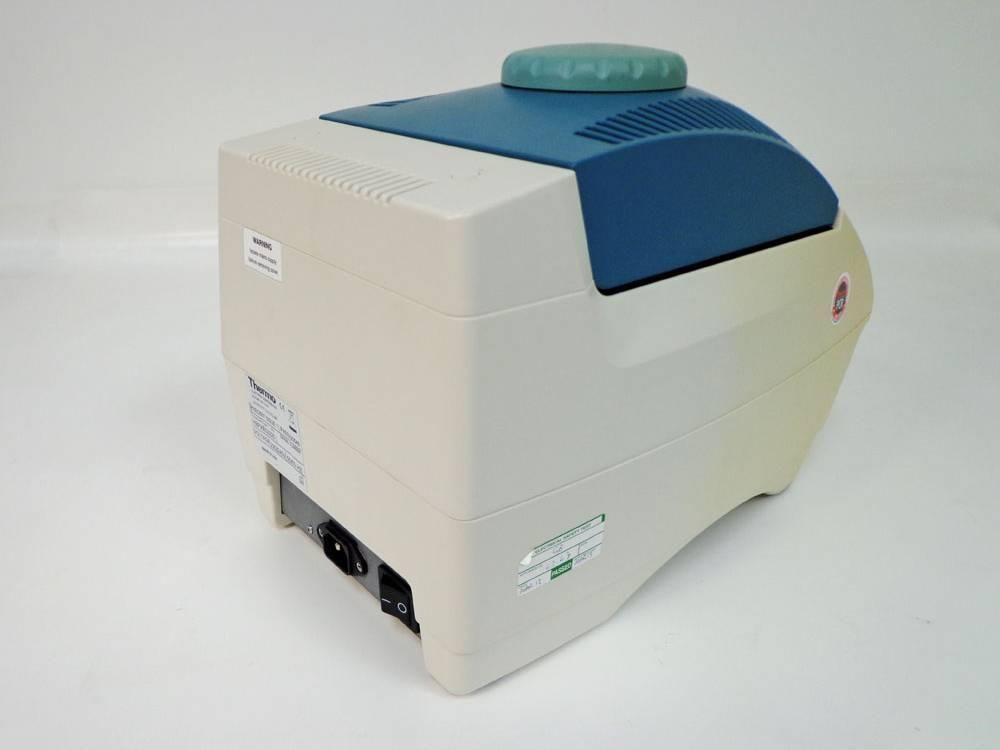 Thermo Electron Corp HBPXE02220 PXE 0.2 Thermal Cycler. (WA11802)