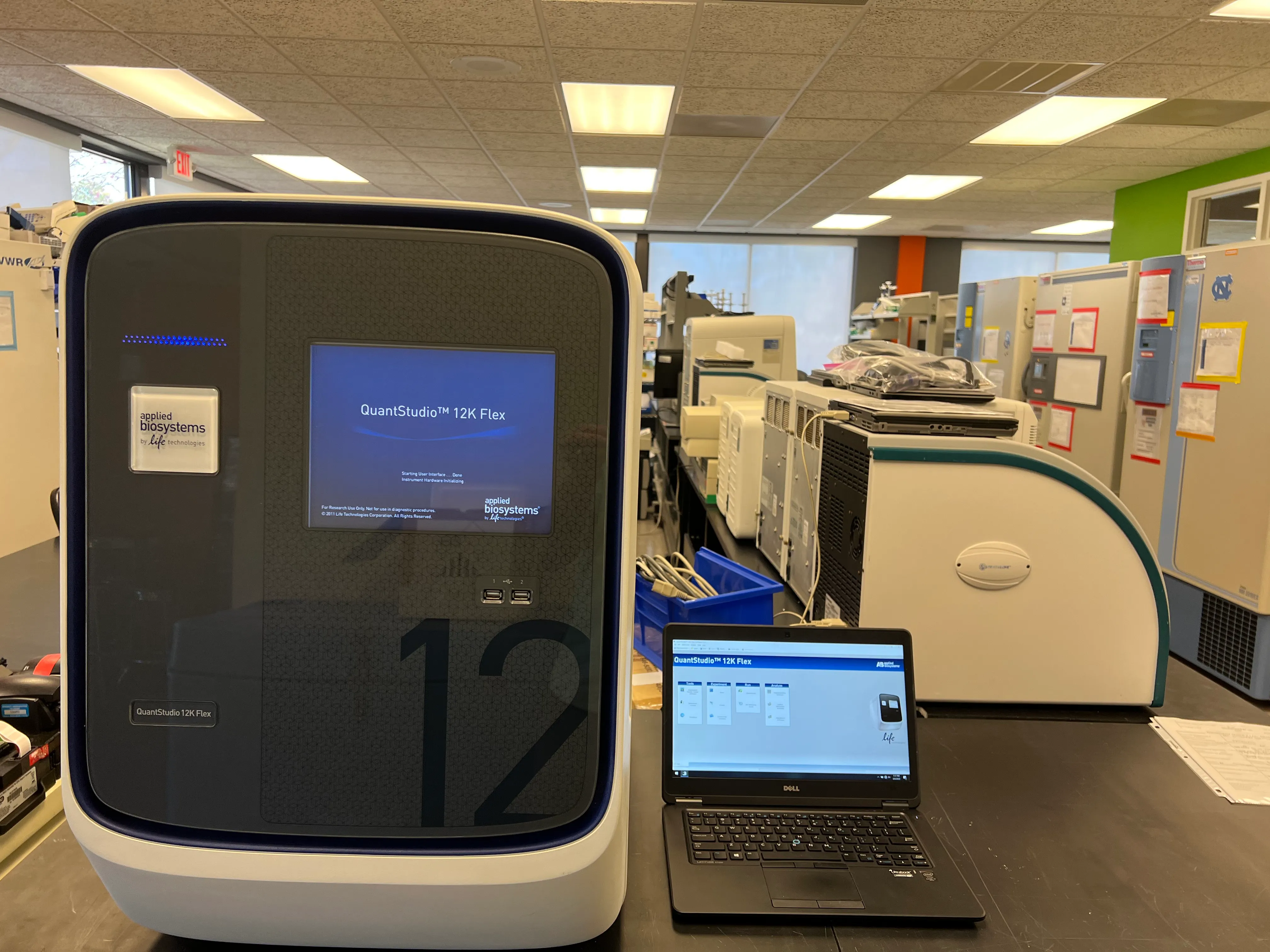 QuantStudio 12-Flex Real-Time PCR System with 96, 384 and Open Array Block sets-Year 2019