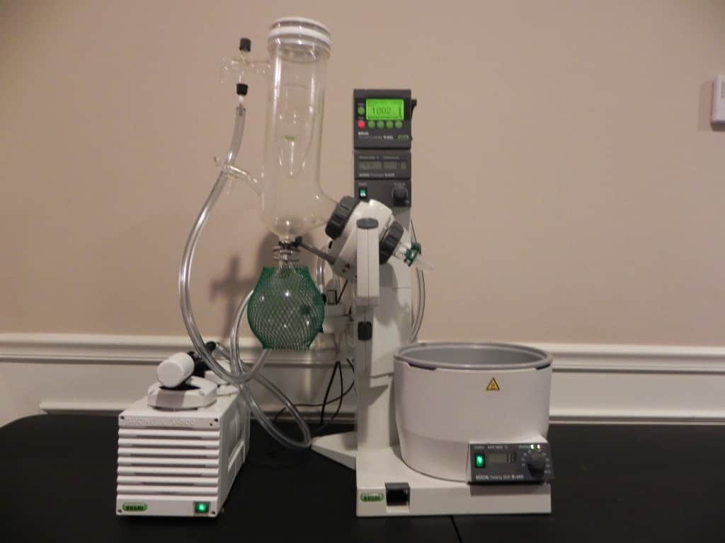 Buchi R210 rotary evaporator (rotavapor) integrated with Buchi V850 vacuum controller, Buchi V